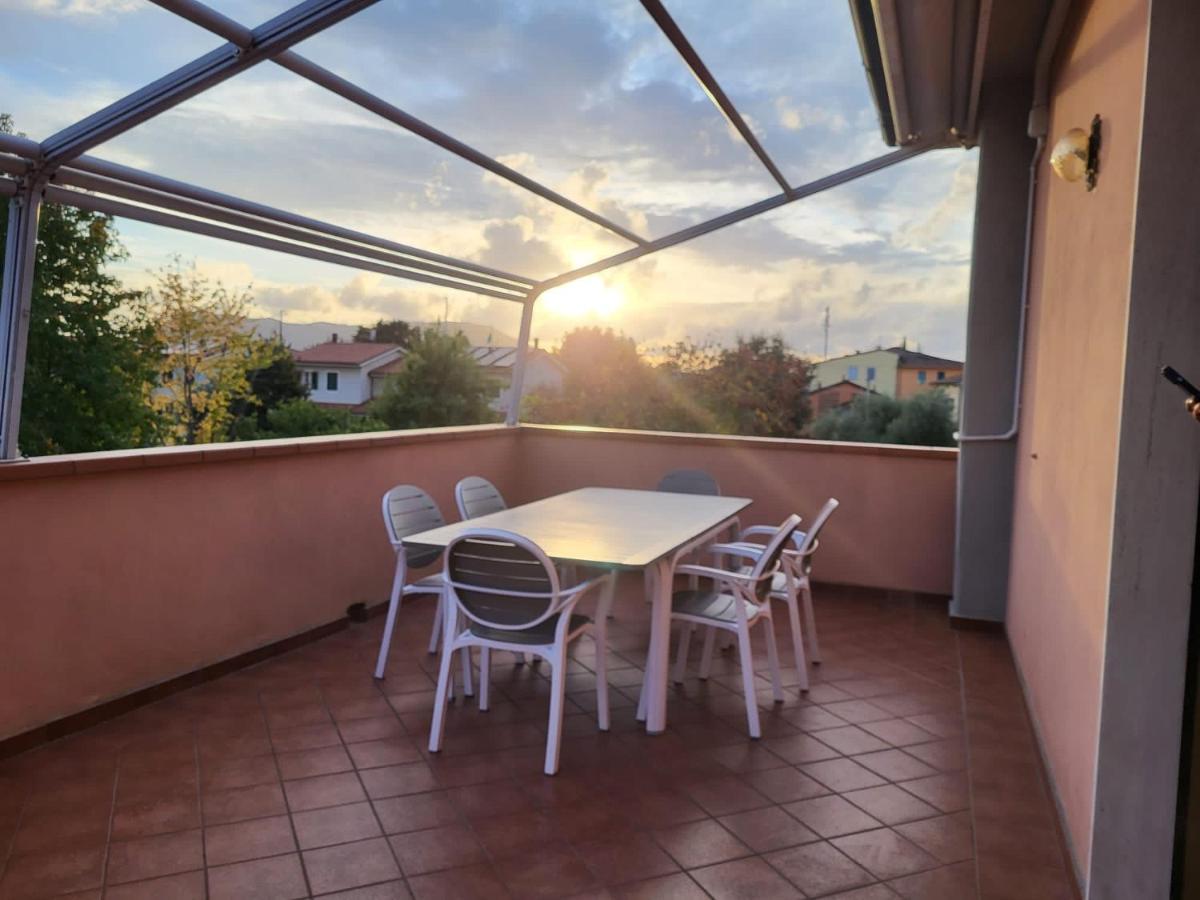 Albi'S House,Terrazza ,Wi-Fi, Parcheggio, Ac Apartamento Lucca Exterior foto