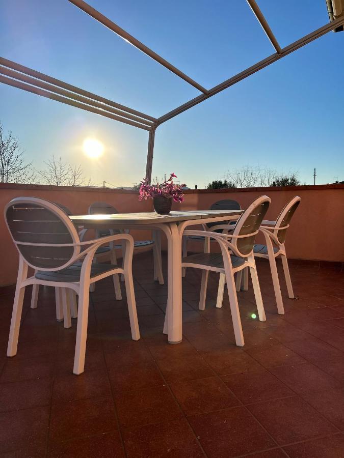 Albi'S House,Terrazza ,Wi-Fi, Parcheggio, Ac Apartamento Lucca Exterior foto
