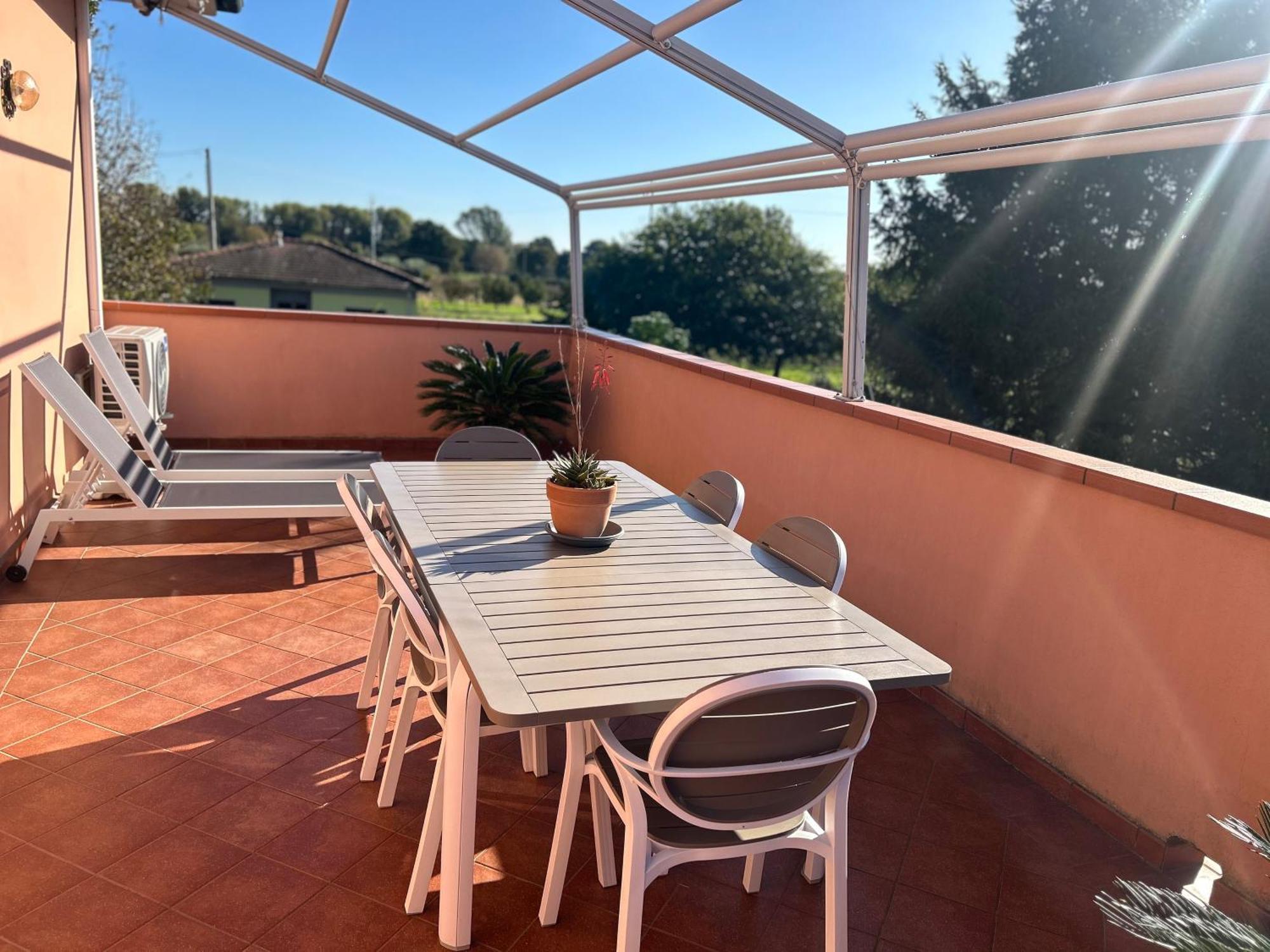 Albi'S House,Terrazza ,Wi-Fi, Parcheggio, Ac Apartamento Lucca Exterior foto